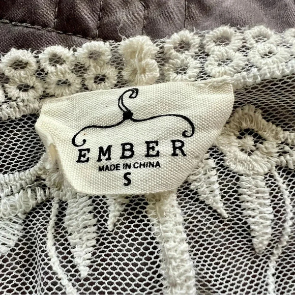 Ember Sheer Lace Sleeveless Kimono Cardigan Size Small - Picture 8 of 8